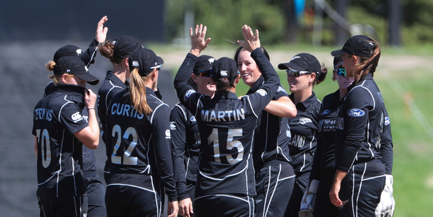 New Zealand players celebrate an Australian wicket during their series in the summer. Photosport