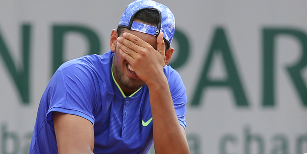 Kyrgios loses third round and temper in Paris