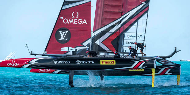 Ainslie insists he'll come out fighting after another America's Cup defeat Ainslie insists he'll come out fighting after another America's Cup defeat
