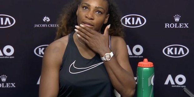 Watch Serena Williams tells reporter to apologise