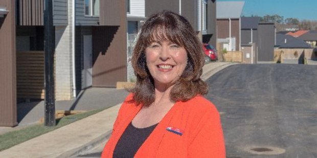 Lodge Real Estate agent Cathy O'Shea. Photo/ Supplied
