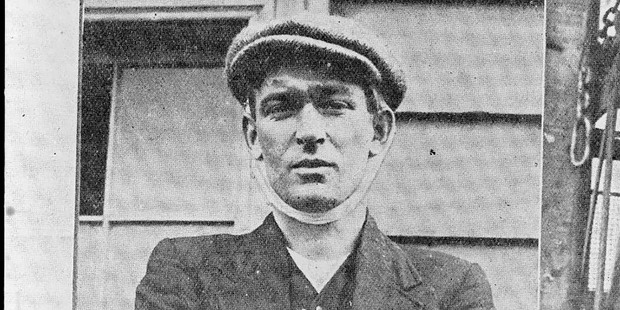 William Brocklebank the third, sole survivor from the seat of the explosion at Ralph's Mine, Huntly, on 12 September, 1914. Photo / Alexander Turnbull Library 1/2-028528-F