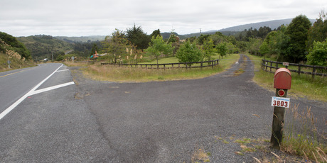 The driveway to the ski lodge at Raurimu, where Stephen Anderson went on a murderous rampage in 1997, killing six and wounding four with a shotgun. 17 January 2017. New Zealand Herald photograph by M