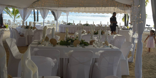 Wedding venue at Crown Beach Resort and Spa on Rarotonga. Photo / via Facebook