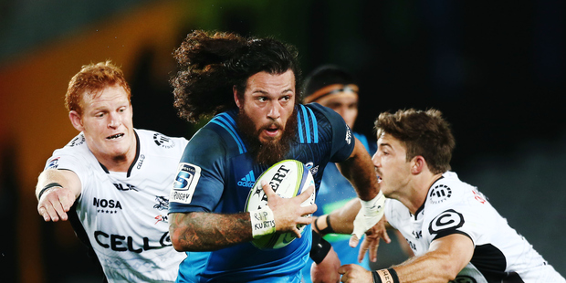 Rene Ranger of the Blues on the charge. Photo: Anthony Au-Yeung / www.photosport.nz