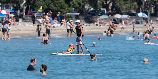 People make the most of the sunny weather on a beautiful Auckland Anniversary Day. Clouds may soon ruin the perfect weather, which is forecast to return in time for the Waitangi weekend. Photo / Brett Phibbs