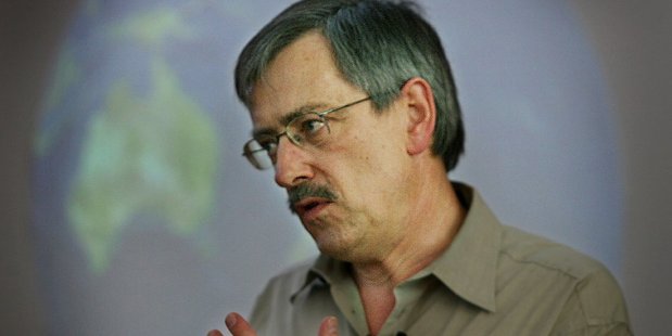 Business journalist Rod Oram says New Zealand farming has to change quickly. Photo / File