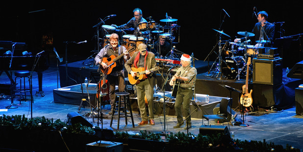 Musicians James Taylor and Jimmy Buffett perform in New York City in December last year. Photo / Getty