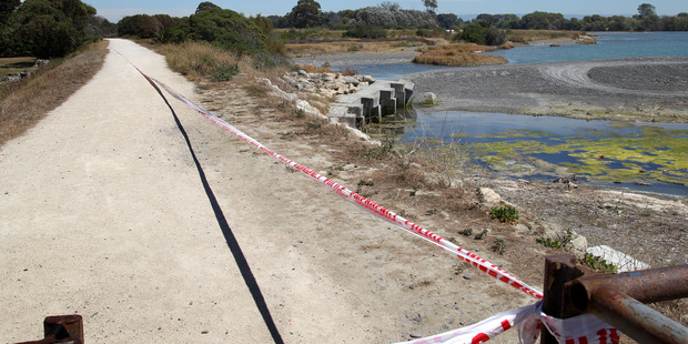 Police cordoned off a section of the walkway near the mouth of Tukituki River, between Grange Rd North and Domain Rd, Haumoana after the man was found. Photo / Duncan Brown