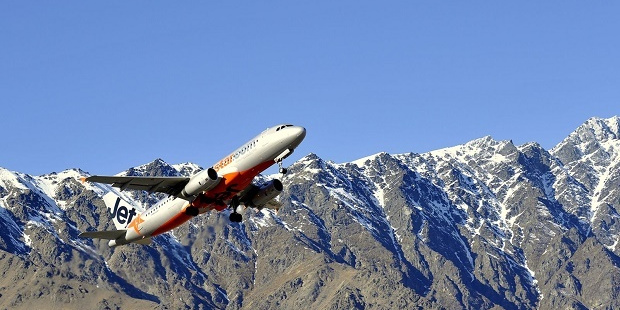 A Jetstar A320.