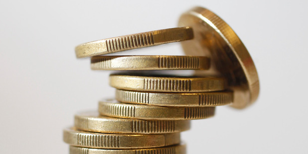 The kiwi rose to 71.79 US cents as at 8am in Wellington from 71.64 cents late yesterday.