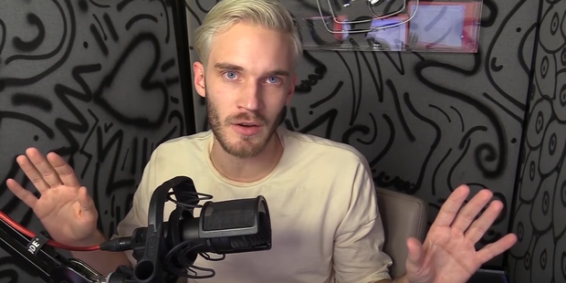 YouTube Star PewDiePie Apologizes for Anti-Semitic Videos, Claps at the Media YouTube Star PewDiePie Apologizes for Anti-Semitic Videos, Claps at the Media