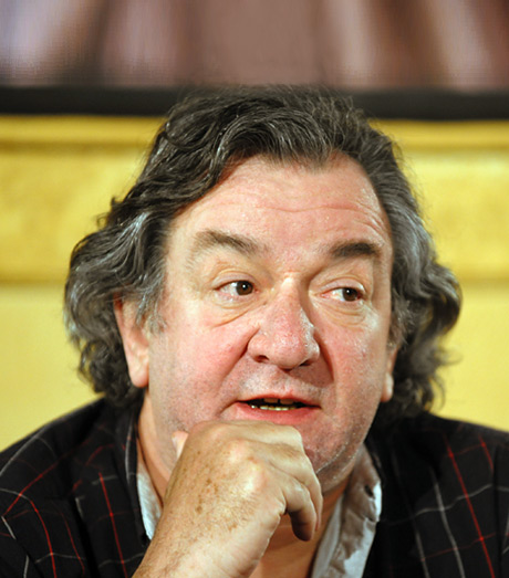 Ken Stott before