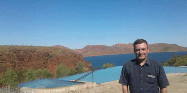 Mike at Australia's best infinity pool.