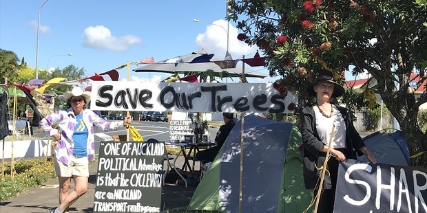 WESTMERE AND GREY LYNN PROTESTERS LISA PRAGER (LEFT ) AND PENNY BRIGHT.