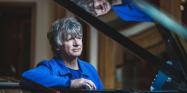Neil Finn