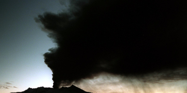 Thar she blows: Ruapehu erupts in 1995
