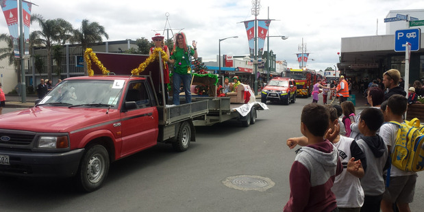 Hundreds of locals lined the streets at last year's Christmas Parade in Dargaville. Photo / Supplied