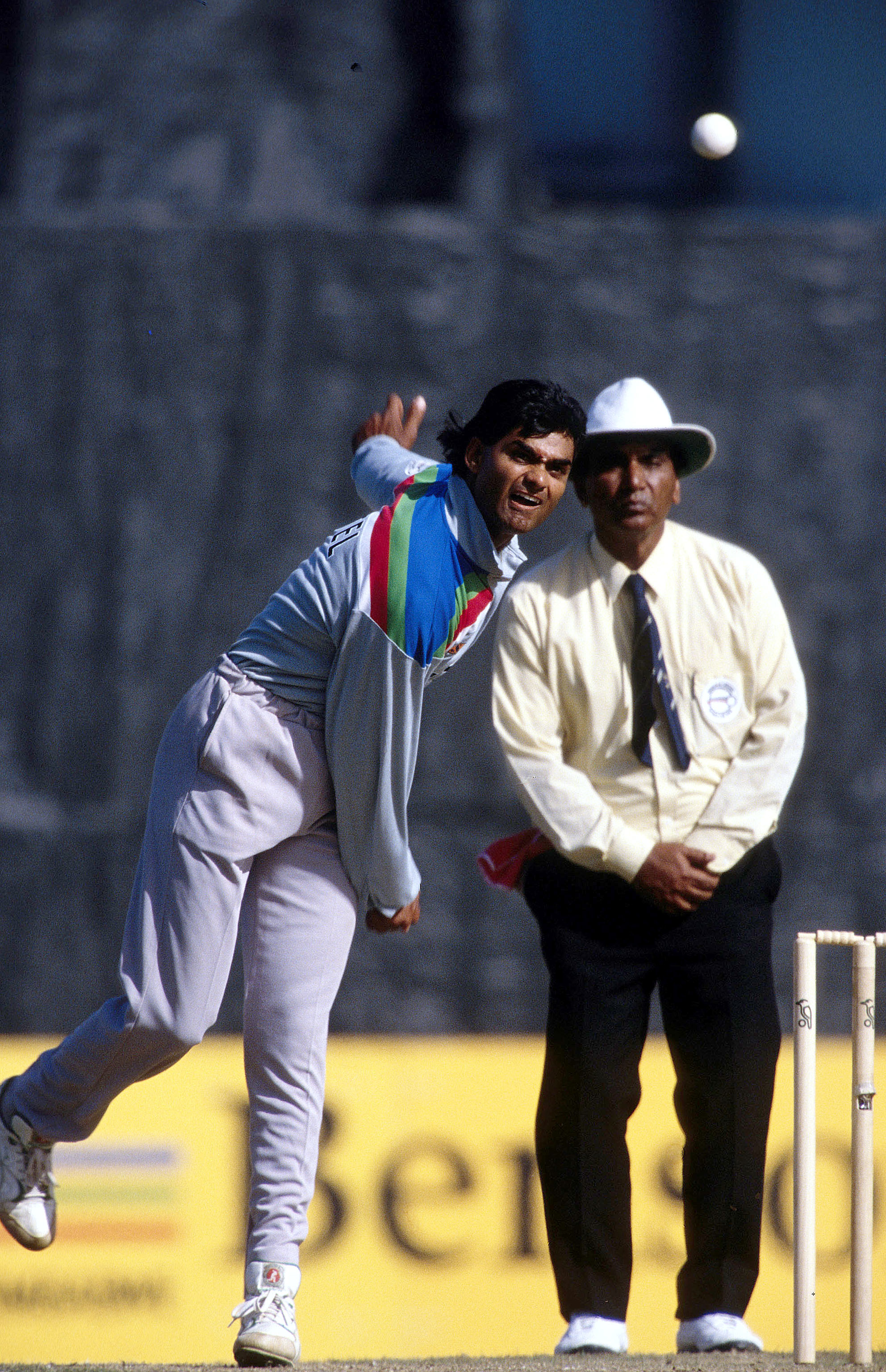 Dipak Patel bowling at the 1992 World Cup. Photo / Photosport