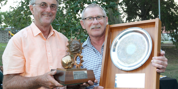 L-R: Ricks Crasborn,with his Fourneau Award for Innovation and Greg Hodges, Havelock North, with his Joe Bell Award for service to the Industry