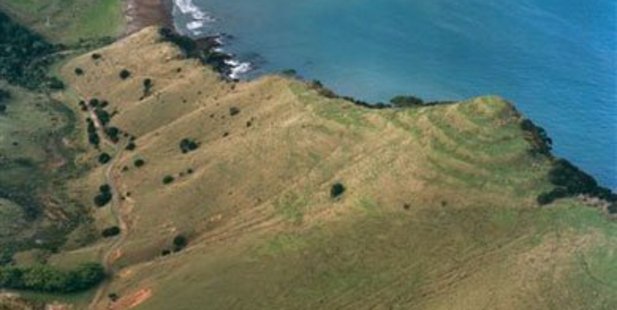 The high pa of ruatara, right, overlooked the British missionaries' settlement in the bay below. Thomas Hansen's land was near the base of the hill.