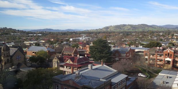 Albury's graceful good looks.